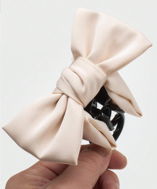 Girl's Bow Clip