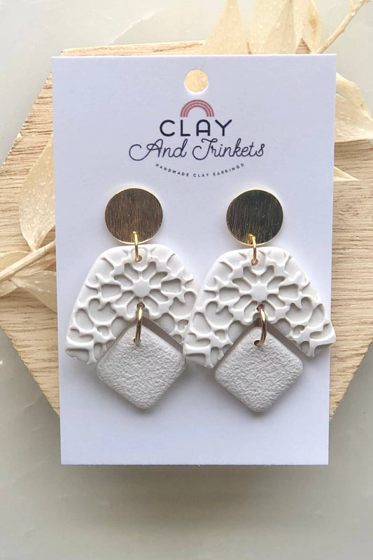 Riley Dangle Earrings/ Cream Textured